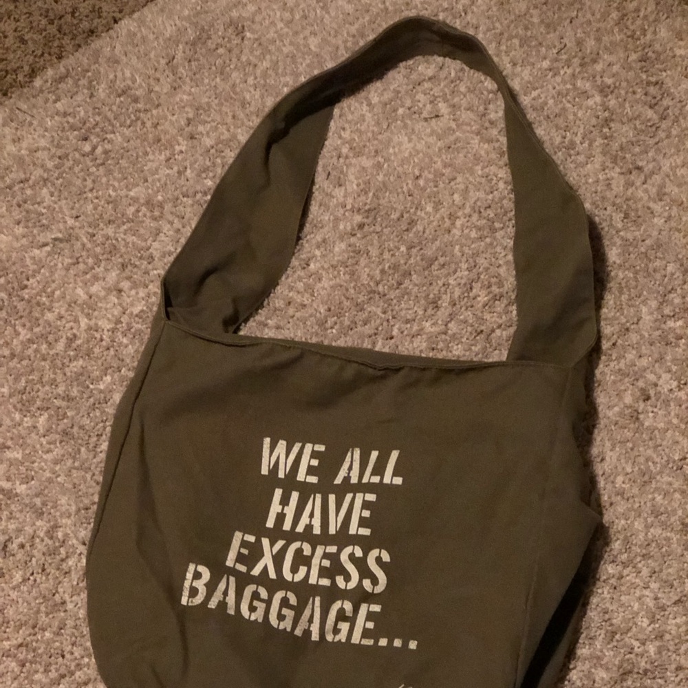 ••Kenneth Cole Tote